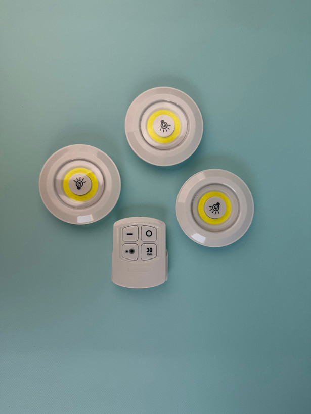 چراغ زیر کابینتی ریموت دار واراداتی اورجینال 3in1 بسته 3 عددی